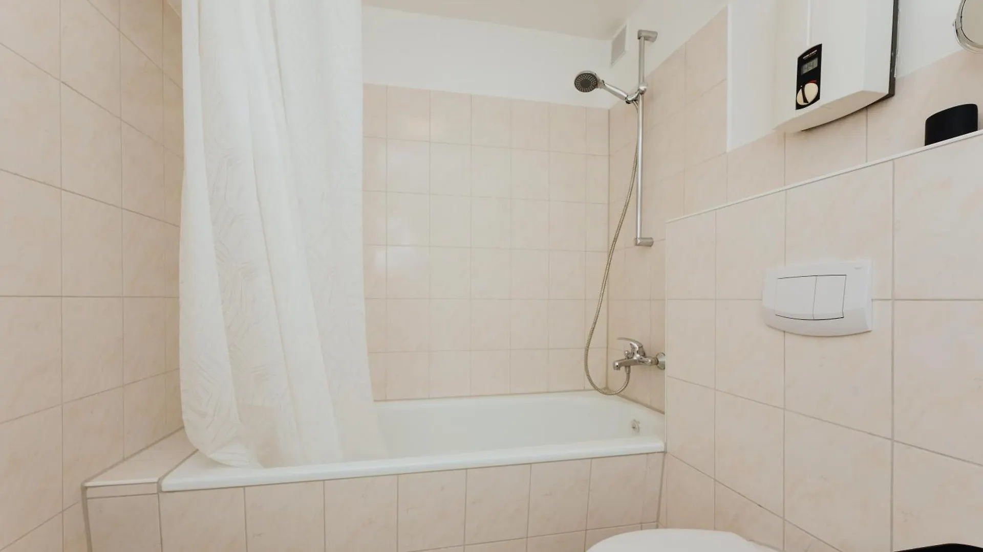 Apartment Gemuetliches 2 Zi App Fuer 5 P In Hamburg-Zentrum